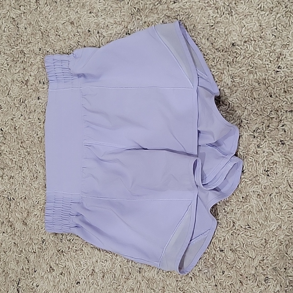 Lululemon hotty hot low rise shorts